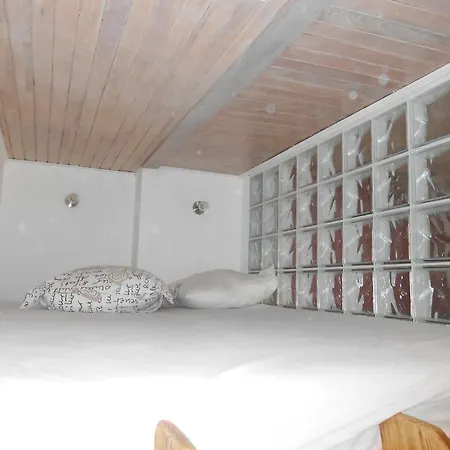 Clair Soleil Apartment *
